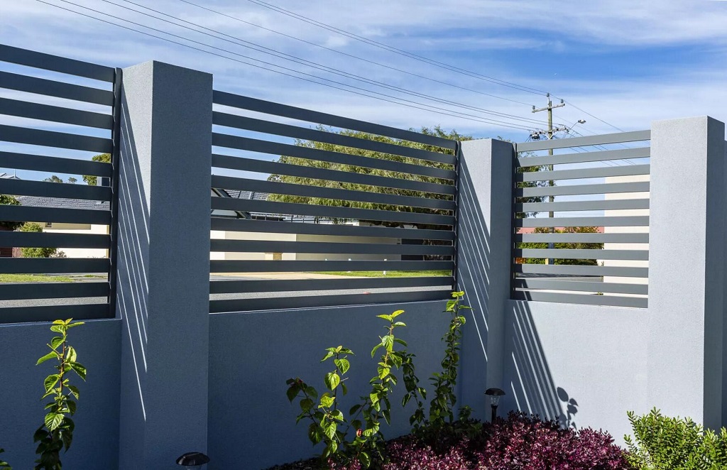 alumínium kerítés