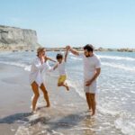 kavicsos tengerpart vagy homokos